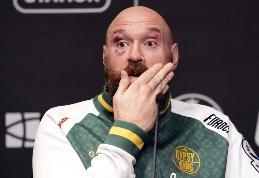 Фьюри объявил о завершении карьеры после второго поражения от Усика