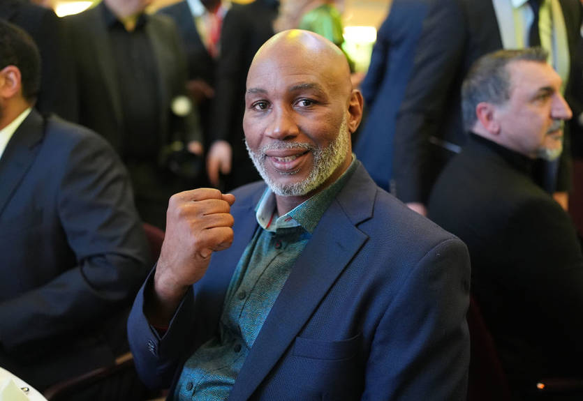 Леннокс Льюис рассказал, кто бы победил в его бою с Усиком Леннокс Льюис рассказал, кто бы победил в его бою с Усиком