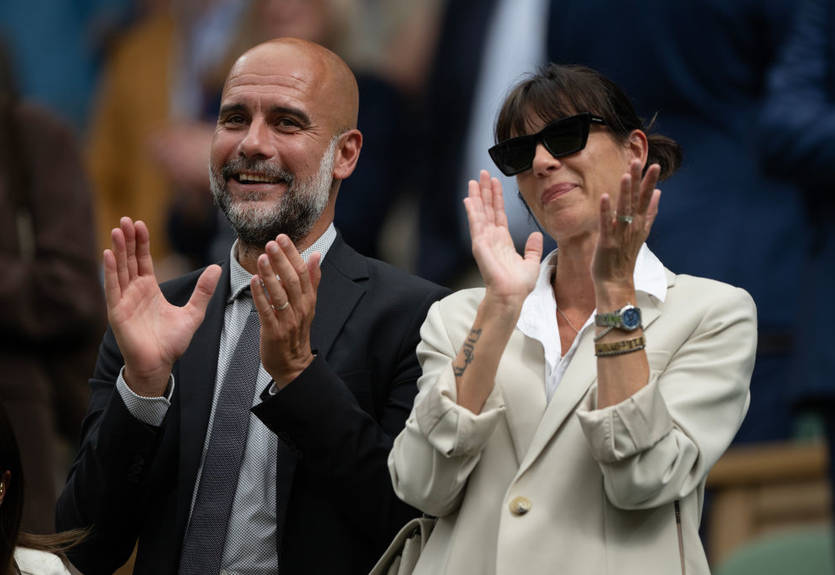 Гвардіола розлучається з дружиною після 30 років спільного життя