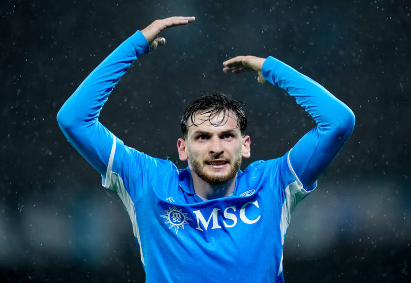 Викинули у смітник: фанати Наполі влаштували протест проти Кварацхелії