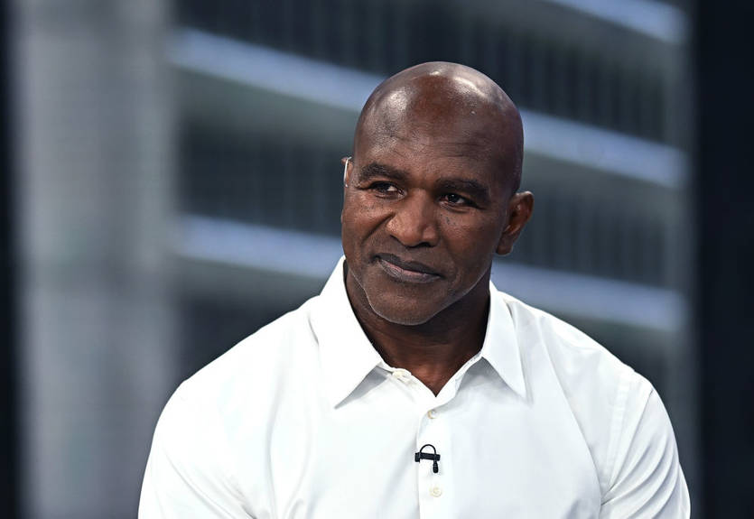 "Алі не найвеличніший": Голіфілд озвучив ім'я найкращого боксера в історії "Алі не найвеличніший": Голіфілд озвучив ім'я найкращого боксера в історії