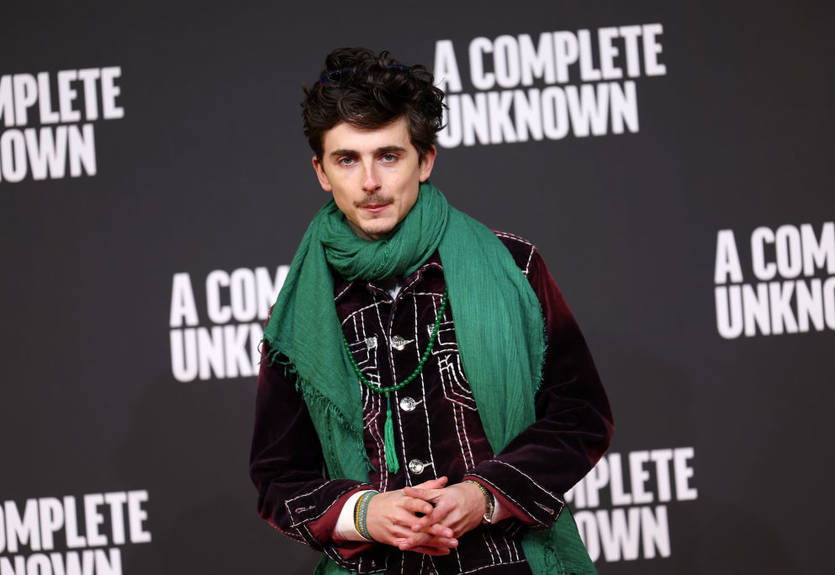 Суперзірка Голлівуду на фарт відвідав матч Роми та отримав подарунок від одноклубника Довбика