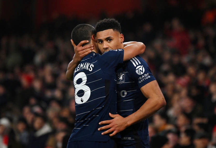 Арсенал втратив перемогу над Астон Віллою, ведучи з перевагою в два м'ячі