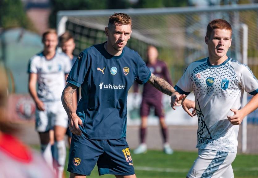 Экс-хавбек сборной Украины расторг контракт с Металлистом 1925