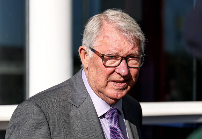 Открытый Фергюсоном стадион выставили на продажу за "смешные" деньги