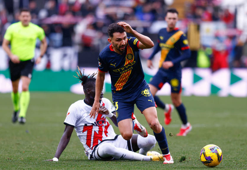 Жирона за три минуты лишилась победы над Райо Вальекано Жирона за три минуты лишилась победы над Райо Вальекано