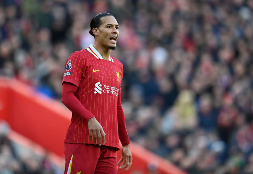 Ван Дейк прокоментував своє майбутнє після ювілейного матчу за Ліверпуль Ван Дейк прокоментував своє майбутнє після ювілейного матчу за Ліверпуль