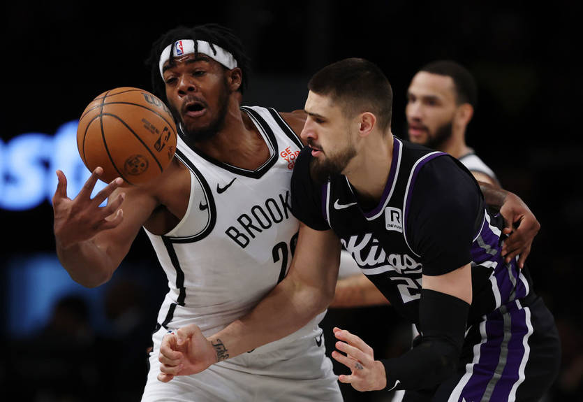 НБА: Сакраменто с Ленем обыграл Бруклин, Юта без Михайлюка проиграла Милуоки, победа Лейкерс