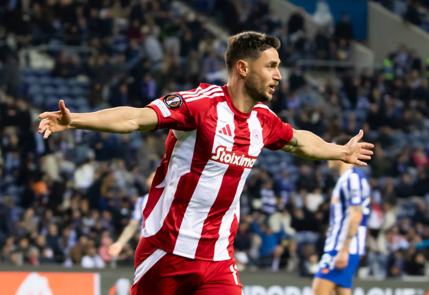 Італійський клуб хоче орендувати Яремчука з Олімпіакосу