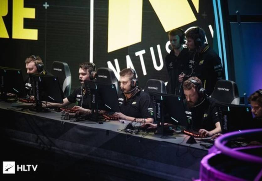 HLTV: Natus Vincere вылетела из топ-3