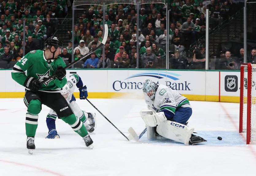 НХЛ: Колорадо розбив Сент-Луїс, Коламбус зробив камбек у матчі з Ютою