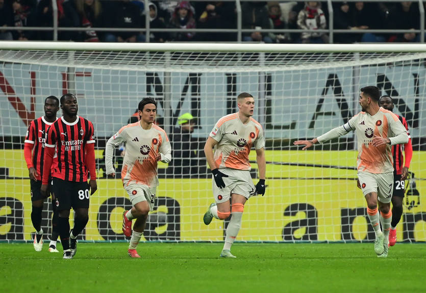 Довбик отличился голом в кубковом матче с Миланом