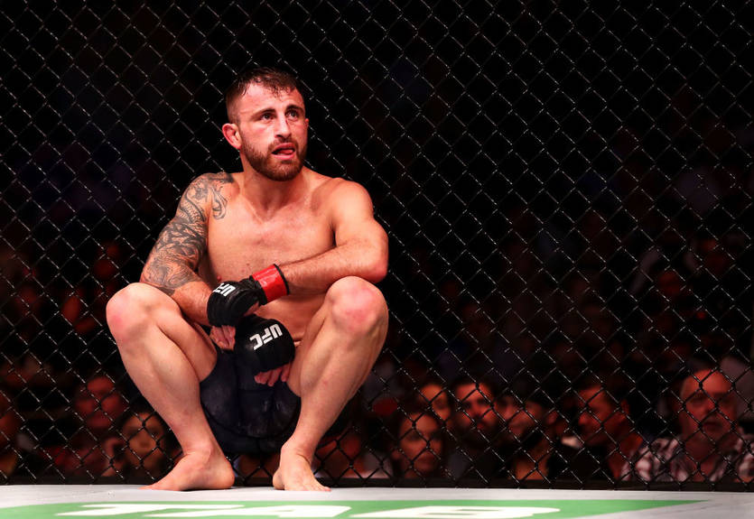 Боец UFC Волкановски был госпитализирован в Чили