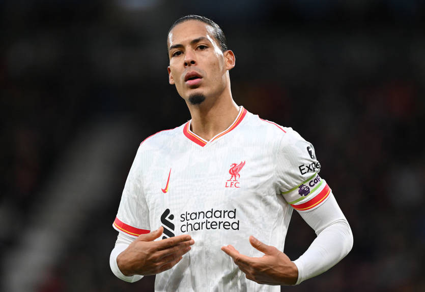 Барселона вступила в гонку за лідера Ліверпуля Барселона вступила в гонку за лідера Ліверпуля