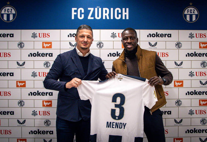 Скандальний захисник Сіті перейшов у швейцарський клуб