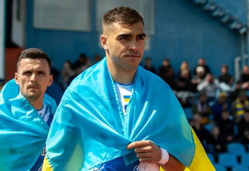 Динамо продлило контракт с защитником Динамо продлило контракт с защитником