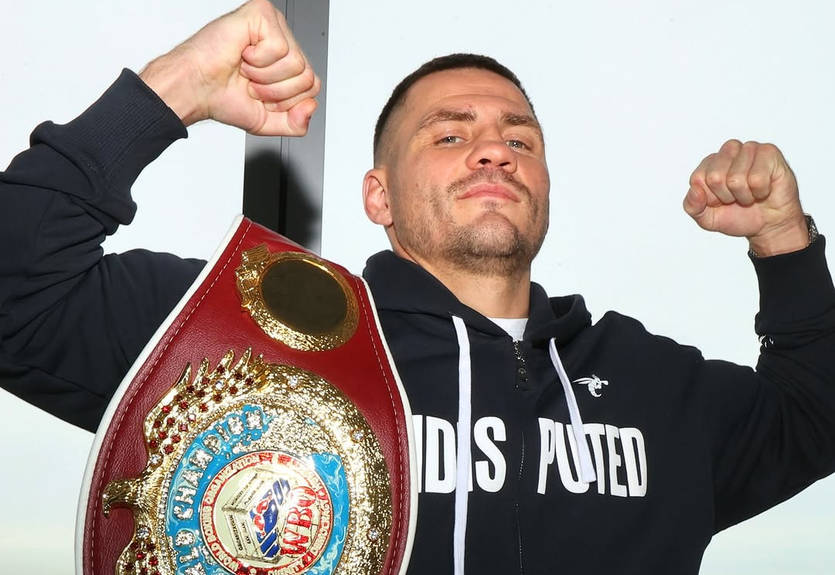 Беринчик отреагировал на обвинения Дэвиса в расистском подарке