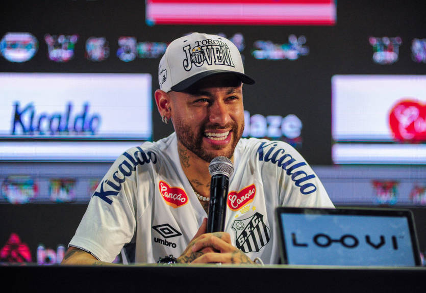 Неймар готовий підписати попередній контракт з Барселоною