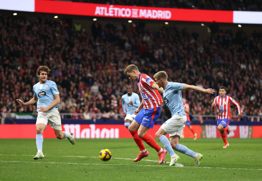 Атлетіко уникло поразки в Ла Лізі, відігравши весь матч у меншості Атлетіко уникло поразки в Ла Лізі, відігравши весь матч у меншості