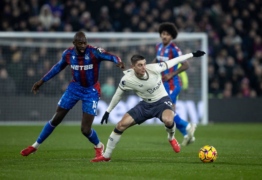 Эвертон Миколенко с победой над Кристал Пэлас обошел МЮ и Тоттенхэм