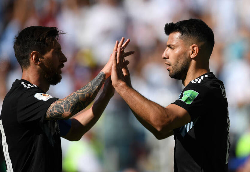 Агуэро: Никто, кроме Месси не заслуживает получать Золотой мяч